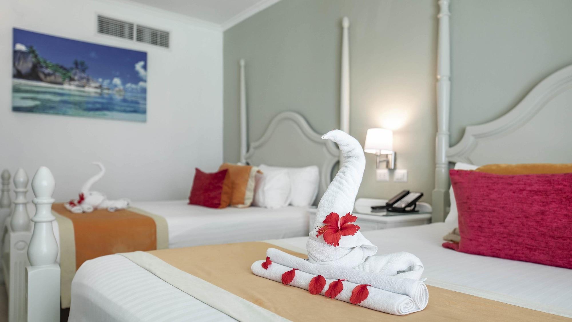 Be Live Collection Punta Cana (Adults Only) Exterior photo A towel swan
