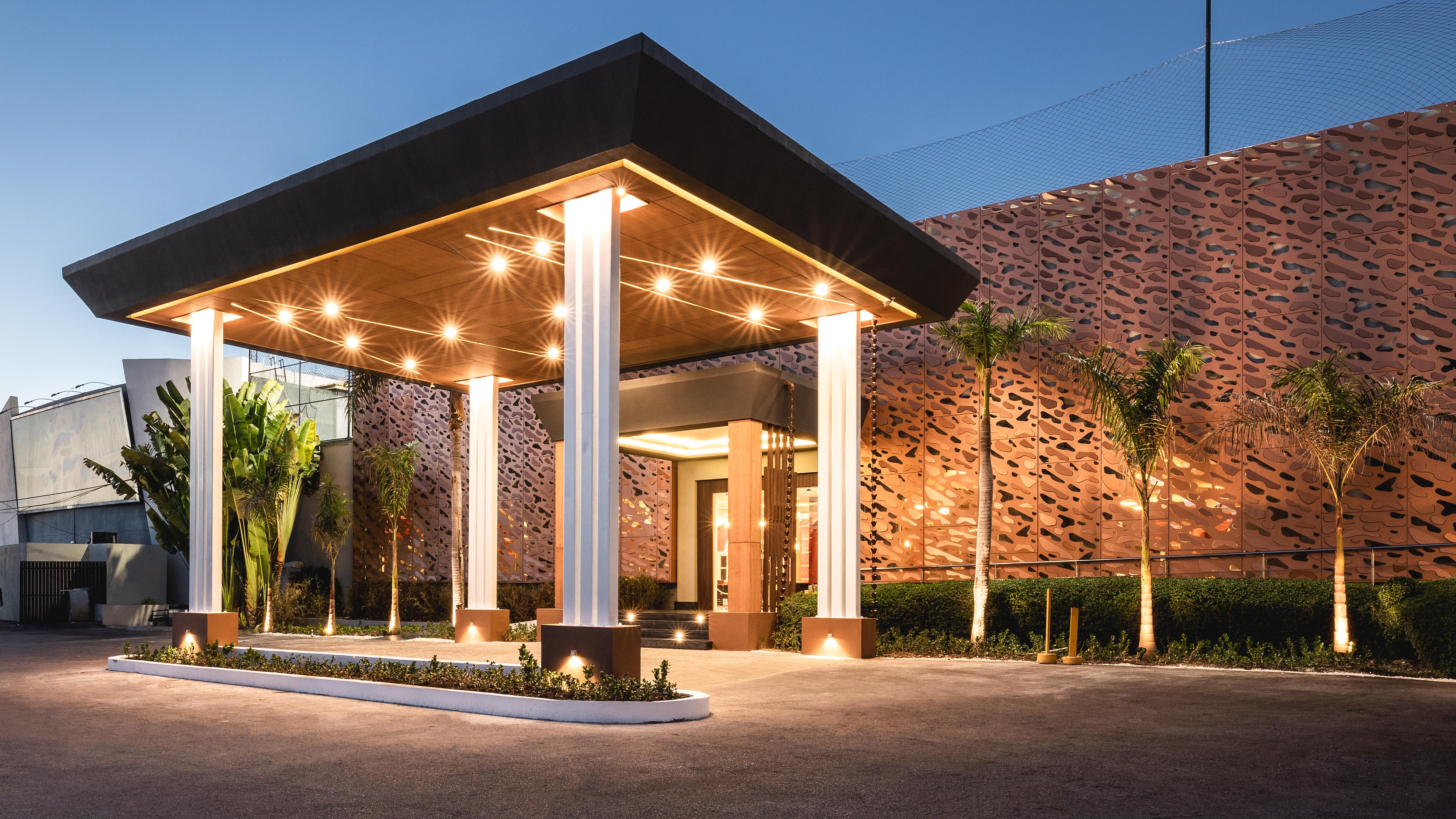 Be Live Collection Punta Cana (Adults Only) Exterior photo The entrance of the hotel